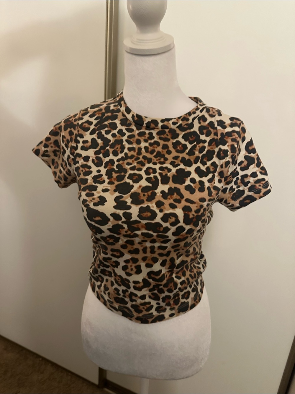 Full Tilt Leopard Print Cropped Tee in Beige and Brown